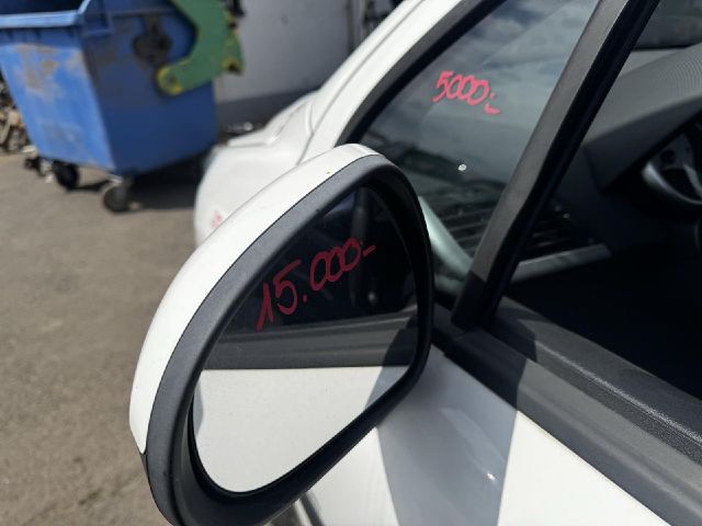 bontott PEUGEOT 207 Csomagtérajtó Gumikéder