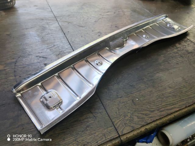 bontott PEUGEOT 207 Csomagtérajtó Kárpit