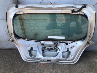 bontott PEUGEOT 207 Csomagtérajtó (Részeivel)