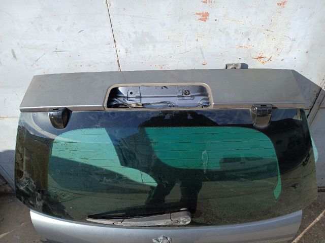 bontott PEUGEOT 207 Csomagtérajtó (Részeivel)