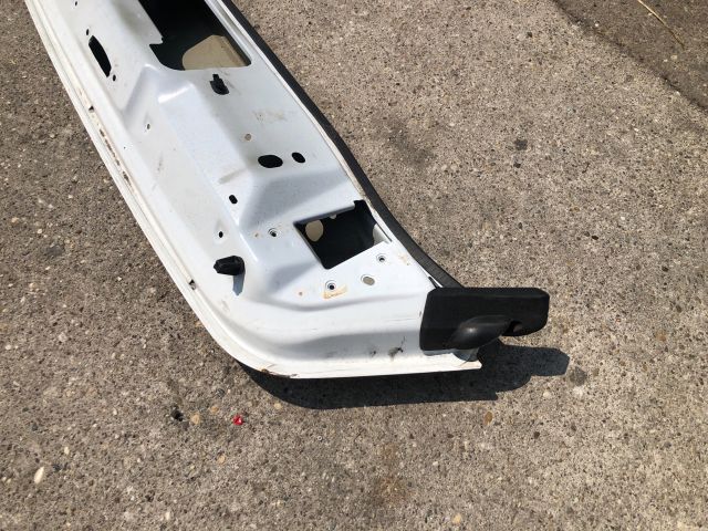 bontott PEUGEOT 207 Csomagtérajtó (Üres lemez)