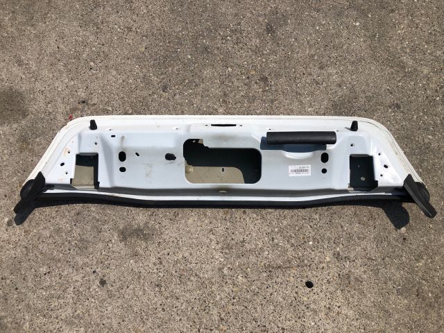 bontott PEUGEOT 207 Csomagtérajtó (Üres lemez)