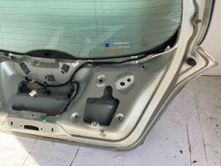 bontott PEUGEOT 207 Csomagtérajtó (Üres lemez)