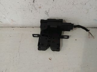 bontott PEUGEOT 207 Csomagtérajtó Zárszerkezet