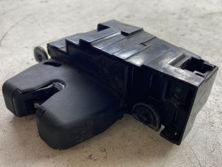 bontott PEUGEOT 207 Csomagtérajtó Zárszerkezet