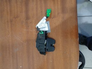 bontott PEUGEOT 207 Csomagtérajtó Zárszerkezet