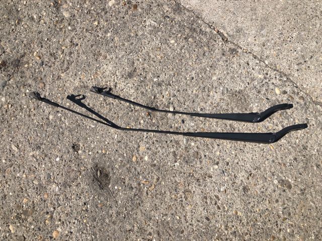 bontott PEUGEOT 207 Első Ablaktörlő Kar