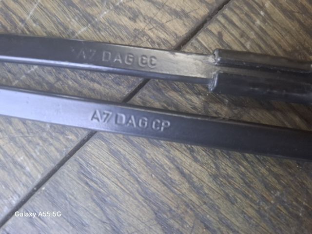 bontott PEUGEOT 207 Első Ablaktörlő Kar