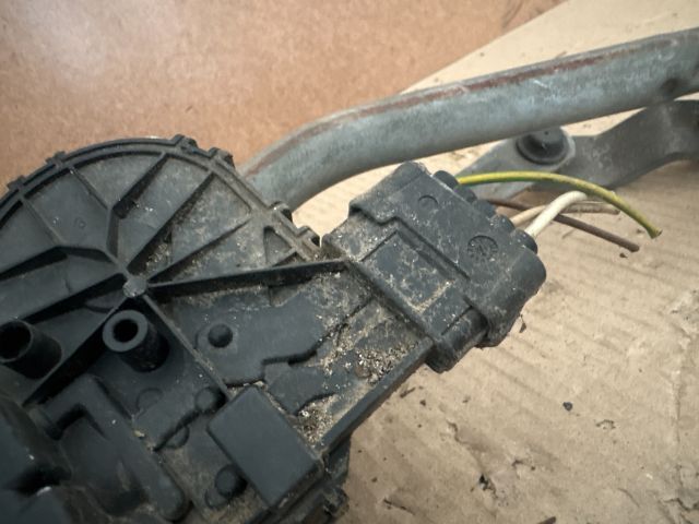 bontott PEUGEOT 207 Első Ablaktörlő Szerkezet Motorral