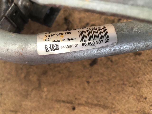 bontott PEUGEOT 207 Első Ablaktörlő Szerkezet Motorral