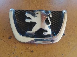 bontott PEUGEOT 207 Első Embléma