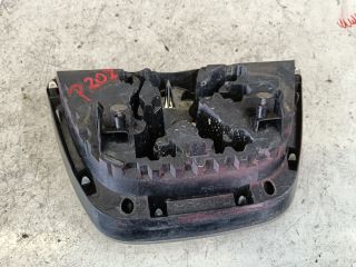 bontott PEUGEOT 207 Első Embléma