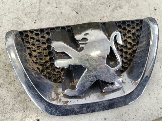 bontott PEUGEOT 207 Első Embléma