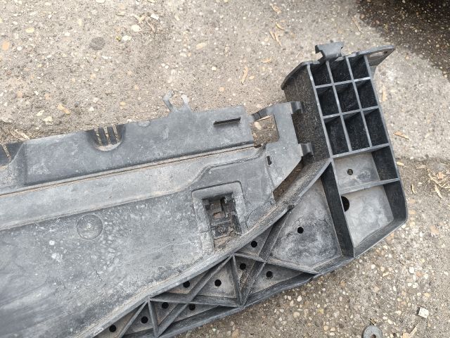 bontott PEUGEOT 207 Első Lökhárító Alsó (Műanyag)