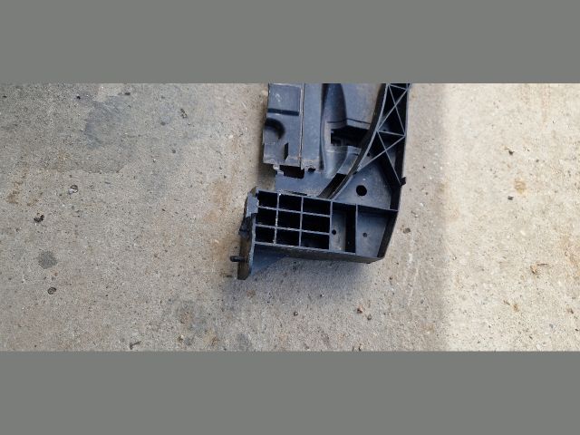 bontott PEUGEOT 207 Első Lökhárító Merevítő (Fém)