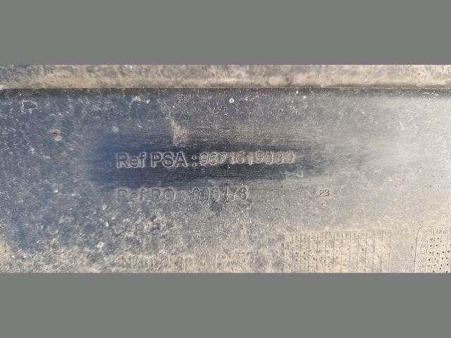 bontott PEUGEOT 207 Első Lökhárító Merevítő (Fém)