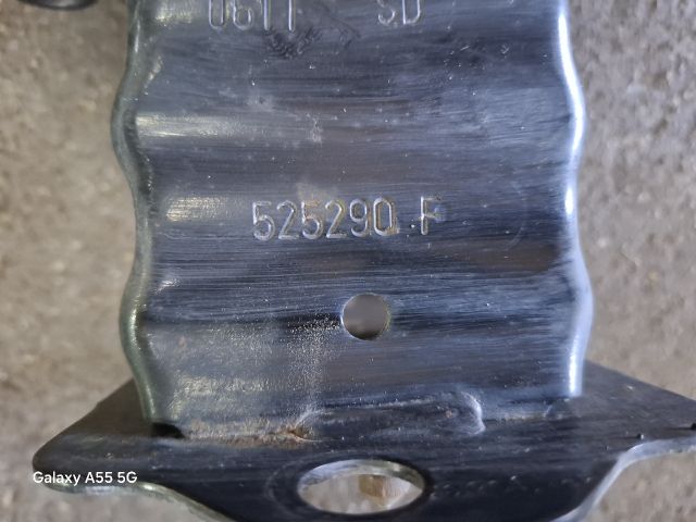 bontott PEUGEOT 207 Első Lökhárító Merevítő (Fém)