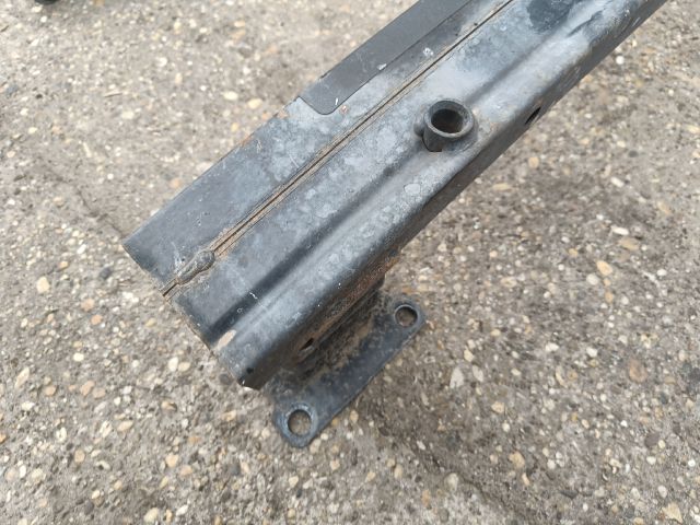 bontott PEUGEOT 207 Első Lökhárító Merevítő (Fém)