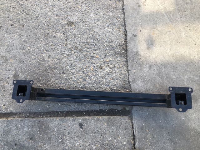 bontott PEUGEOT 207 Első Lökhárító Merevítő (Fém)