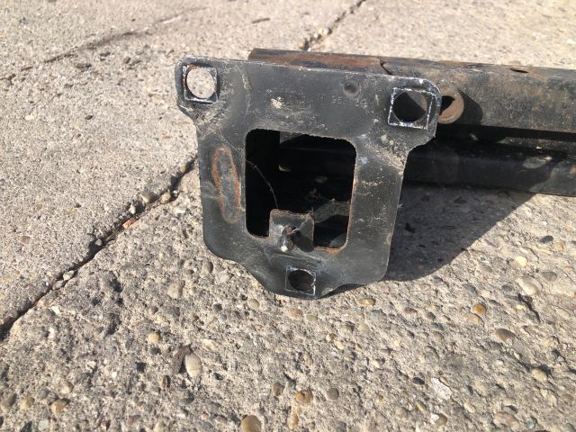 bontott PEUGEOT 207 Első Lökhárító Merevítő (Fém)