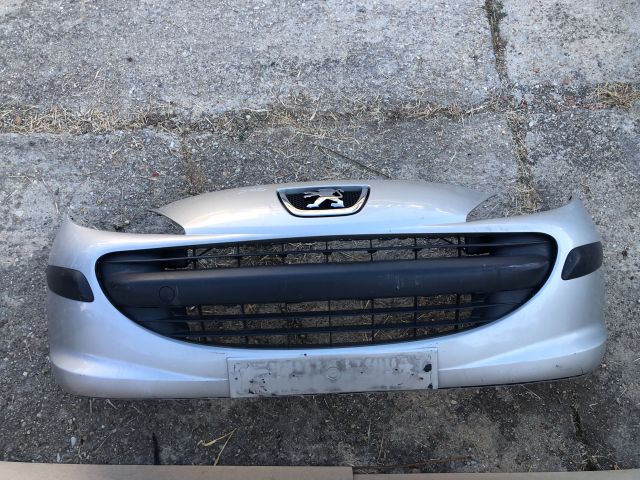 bontott PEUGEOT 207 Első Lökhárító (Részeivel)