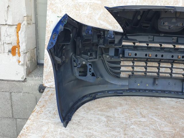 bontott PEUGEOT 207 Első Lökhárító (Részeivel)