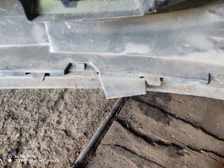 bontott PEUGEOT 207 Első Lökhárító (Részeivel)