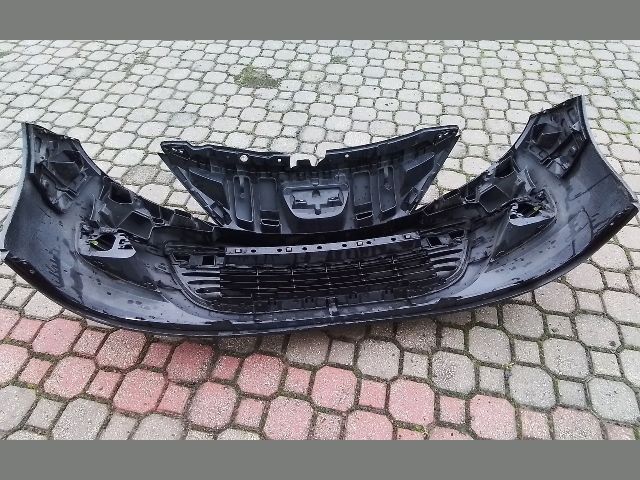 bontott PEUGEOT 207 Első Lökhárító (Részeivel)