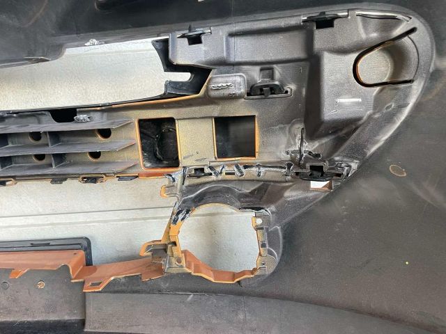 bontott PEUGEOT 207 Első Lökhárító (Üresen)