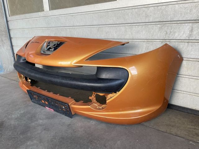 bontott PEUGEOT 207 Első Lökhárító (Üresen)