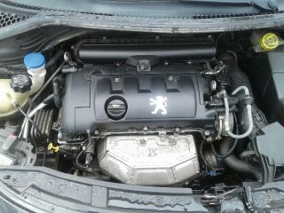 bontott PEUGEOT 207 Első Szélvédő