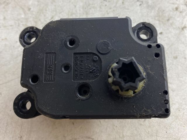 bontott PEUGEOT 207 Fűtés Állító Motor