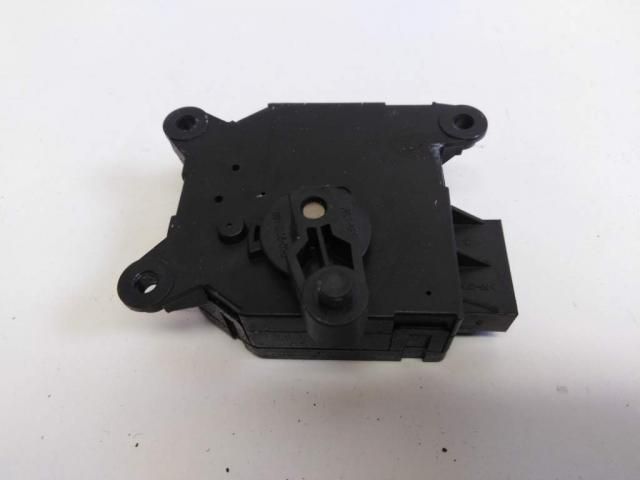 bontott PEUGEOT 207 Fűtés Állító Motor