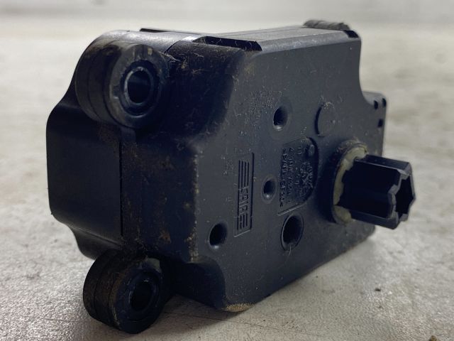 bontott PEUGEOT 207 Fűtés Állító Motor