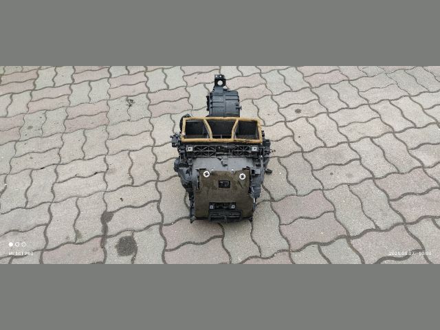 bontott PEUGEOT 207 Fűtés Box