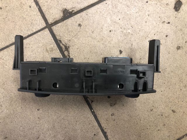 bontott PEUGEOT 207 Fűtéskapcsoló (digit klímás)