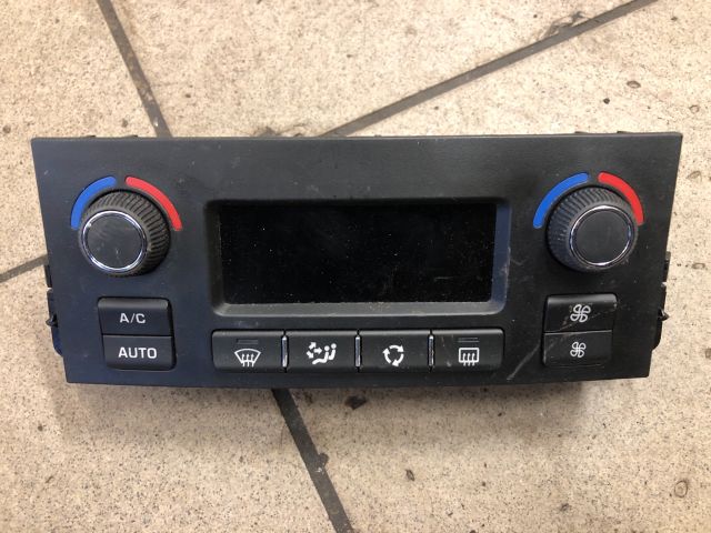 bontott PEUGEOT 207 Fűtéskapcsoló (digit klímás)