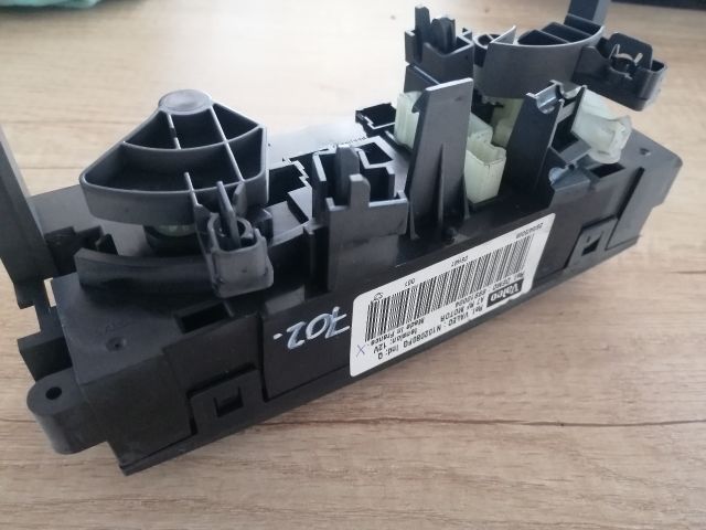 bontott PEUGEOT 207 Fűtéskapcsoló (manuális klímás)