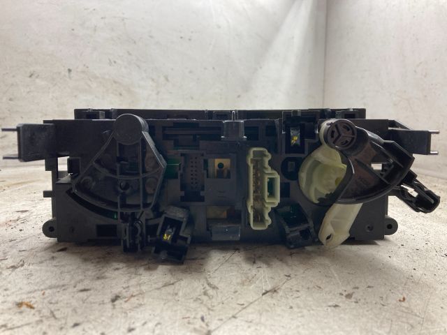 bontott PEUGEOT 207 Fűtéskapcsoló (manuális klímás)