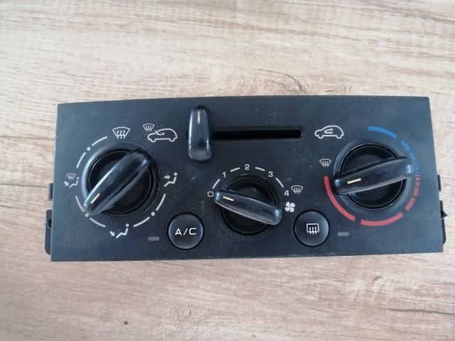 bontott PEUGEOT 207 Fűtéskapcsoló (manuális klímás)