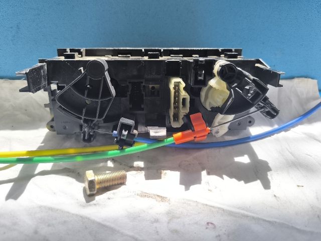 bontott PEUGEOT 207 Fűtéskapcsoló (manuális klímás)