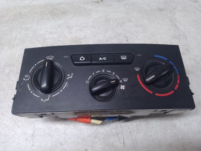 bontott PEUGEOT 207 Fűtéskapcsoló (manuális klímás)