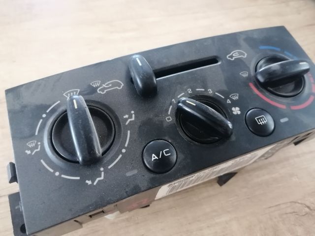 bontott PEUGEOT 207 Fűtéskapcsoló (manuális klímás)