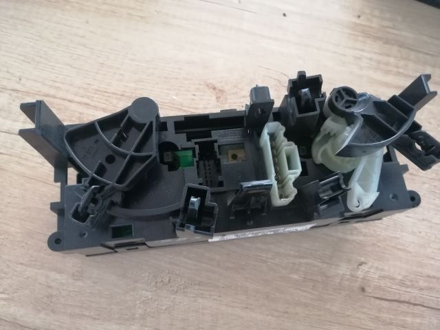 bontott PEUGEOT 207 Fűtéskapcsoló (manuális klímás)