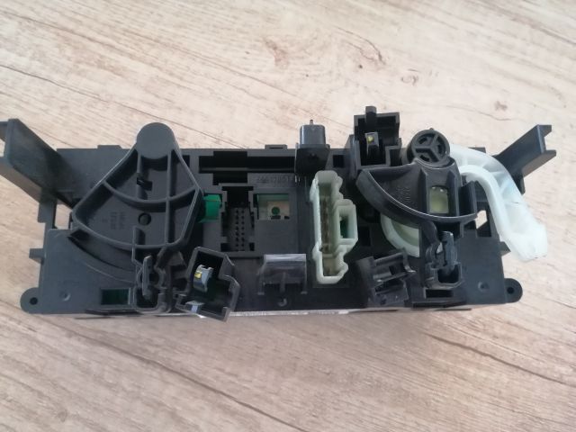 bontott PEUGEOT 207 Fűtéskapcsoló (manuális klímás)