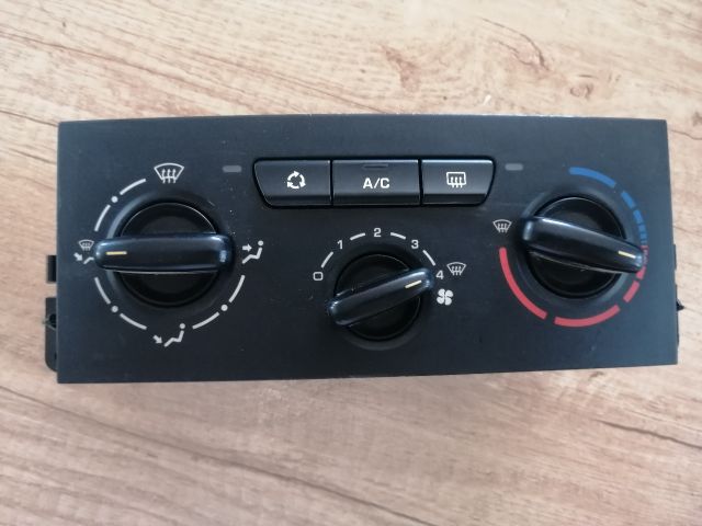 bontott PEUGEOT 207 Fűtéskapcsoló (manuális klímás)
