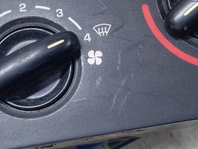 bontott PEUGEOT 207 Fűtéskapcsoló (manuális klímás)