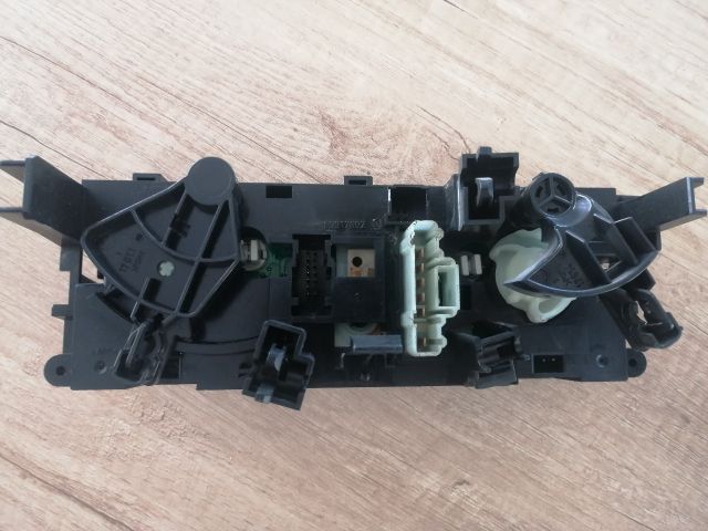 bontott PEUGEOT 207 Fűtéskapcsoló (manuális klímás)