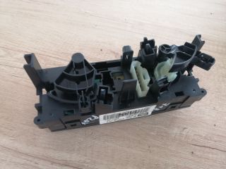 bontott PEUGEOT 207 Fűtéskapcsoló (Nem klímás)