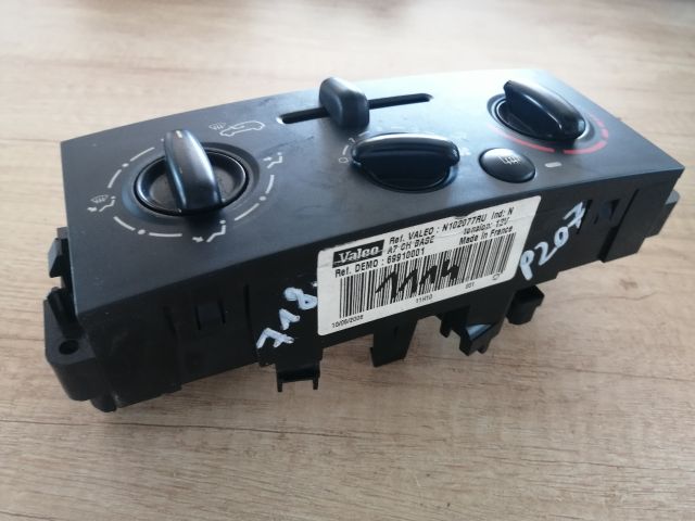 bontott PEUGEOT 207 Fűtéskapcsoló (Nem klímás)